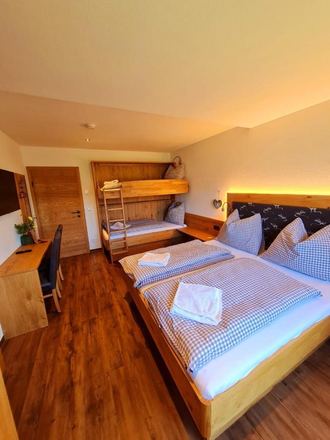 Gut Stein Panoramalodge Muhlbach Am Hochkonig Luaran gambar