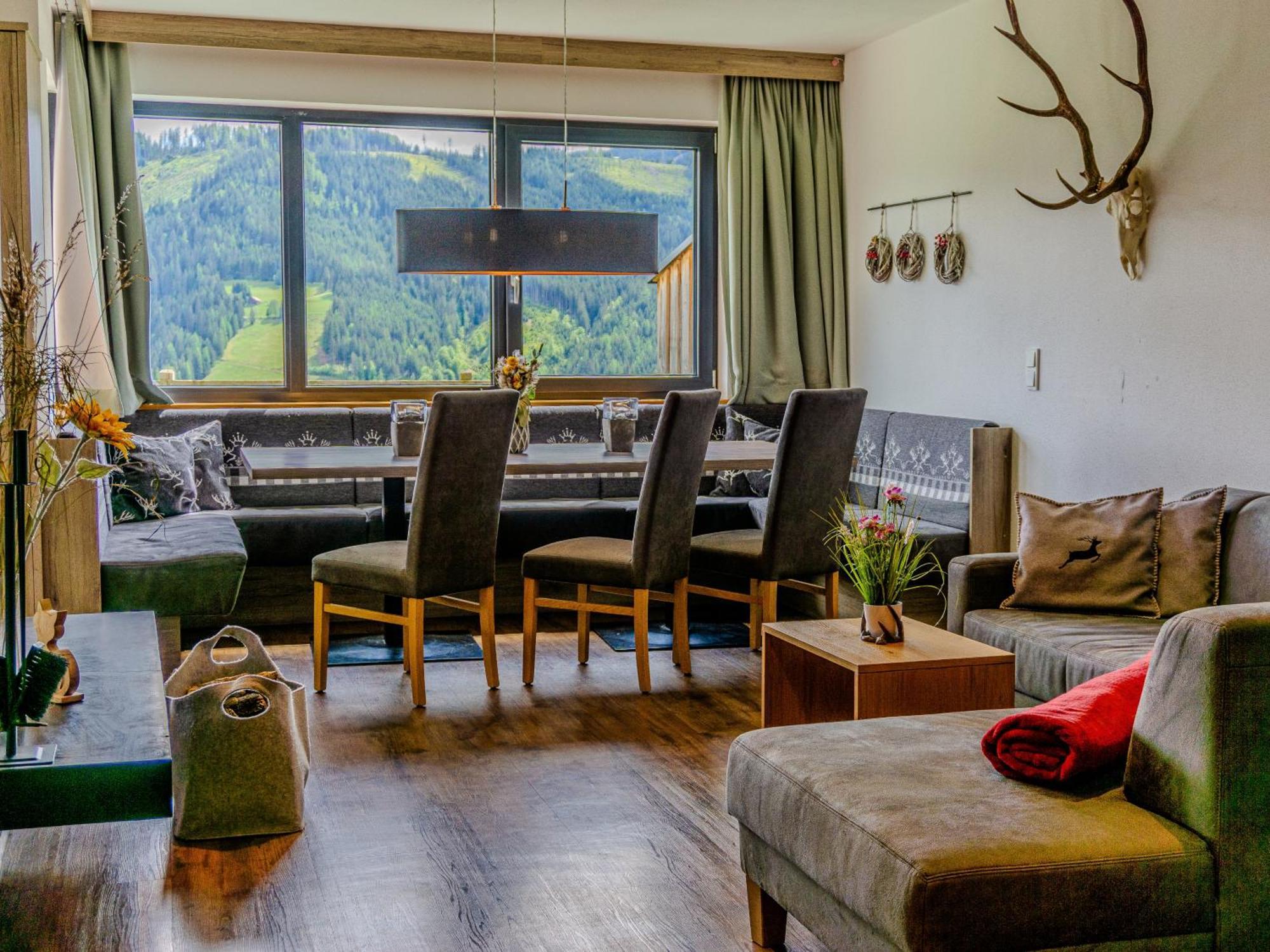 Gut Stein Panoramalodge Muhlbach Am Hochkonig Luaran gambar